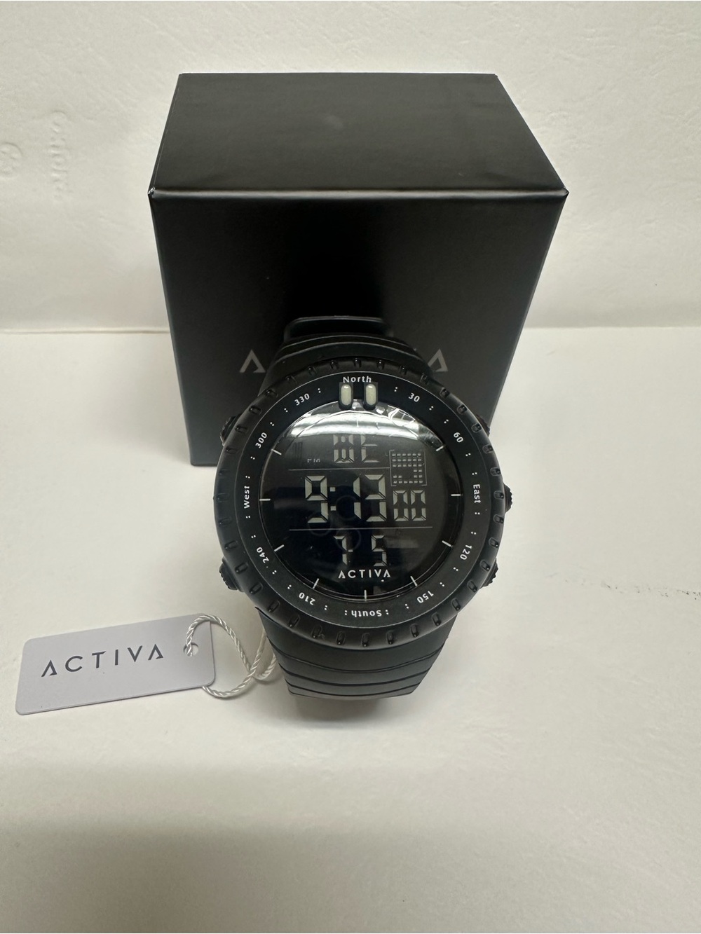 Activa Odyssey X Invicta Men’s Digital Watch - Picture 2 of 4